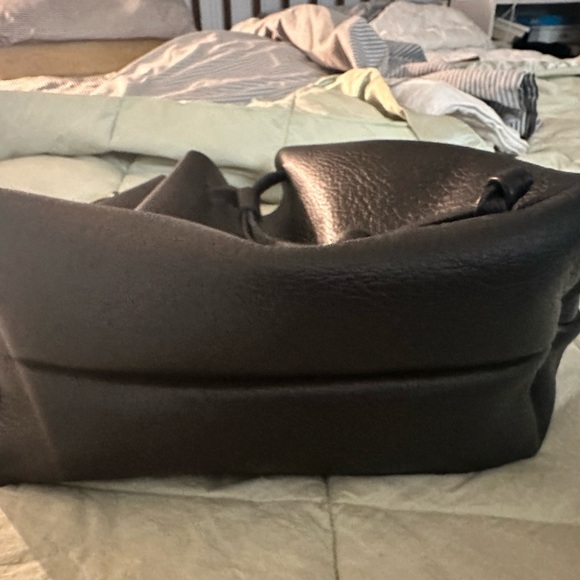 Portland bucket bag - Picture 5 of 5